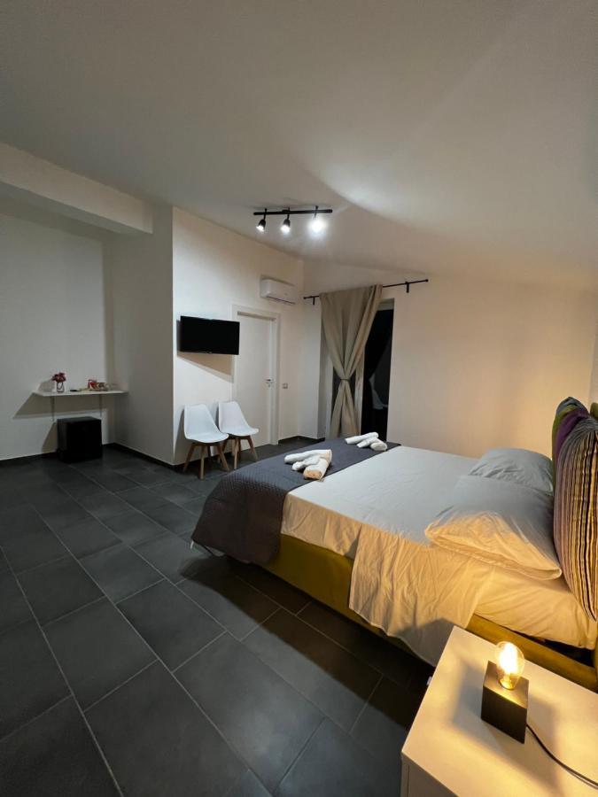 Habitat Luxury Suites Bellona Ngoại thất bức ảnh