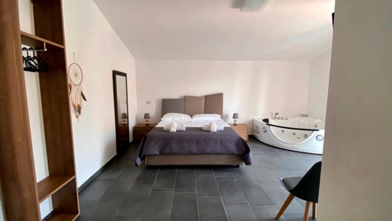 Habitat Luxury Suites Bellona Ngoại thất bức ảnh
