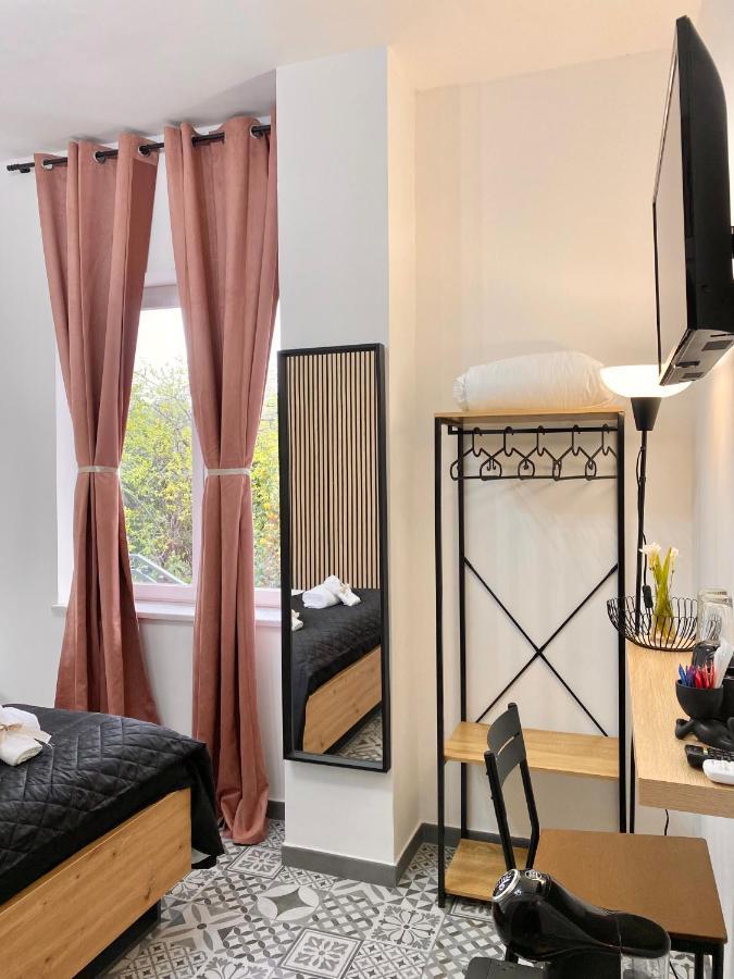 Habitat Luxury Suites Bellona Ngoại thất bức ảnh